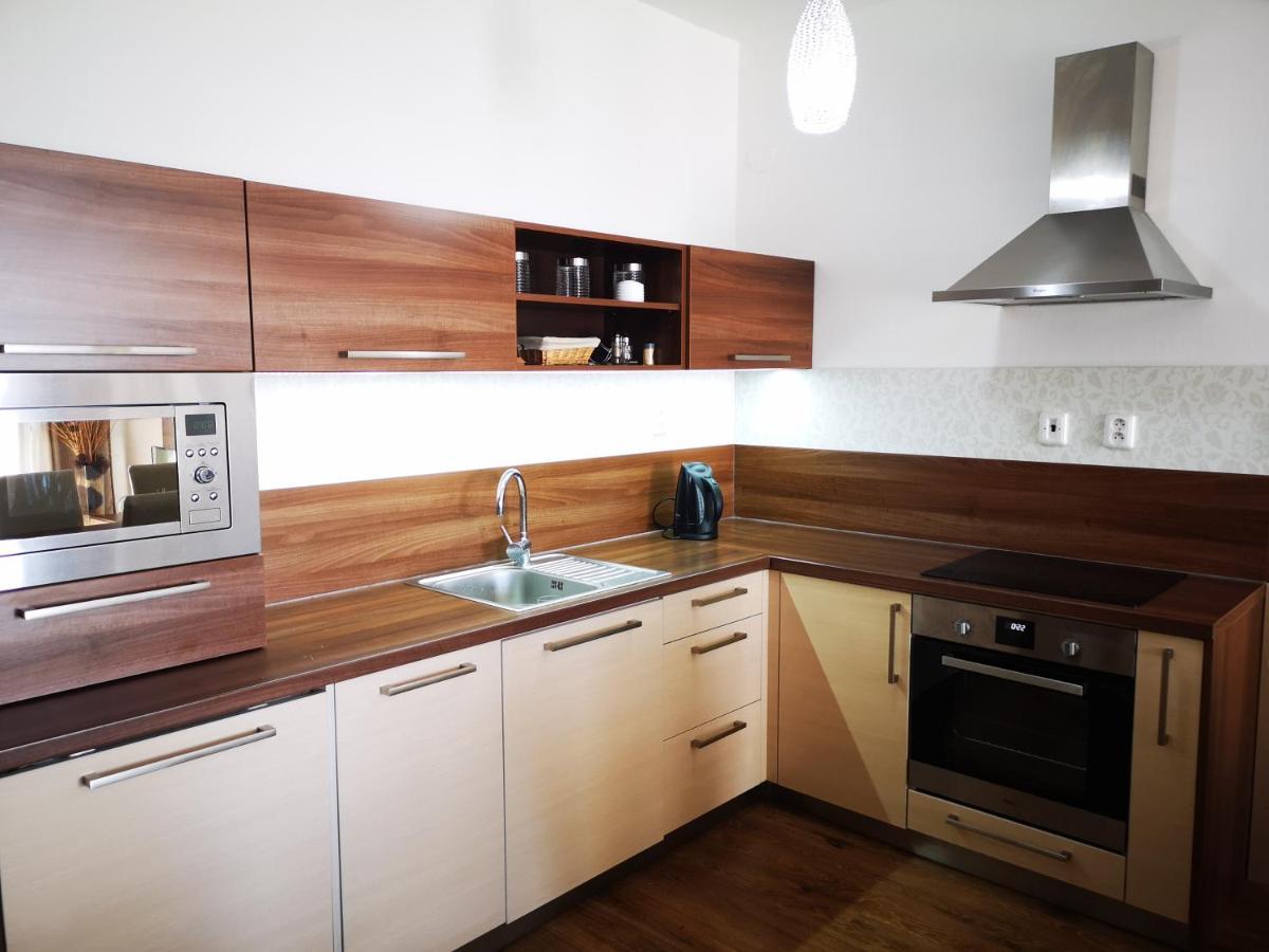 Apartman Laria Велка Ломница Екстериор снимка
