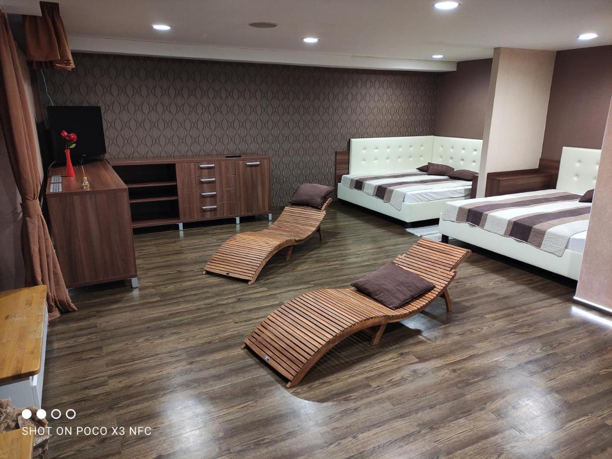 Apartman Laria Велка Ломница Екстериор снимка